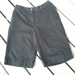Sz 10 Black walking shorts